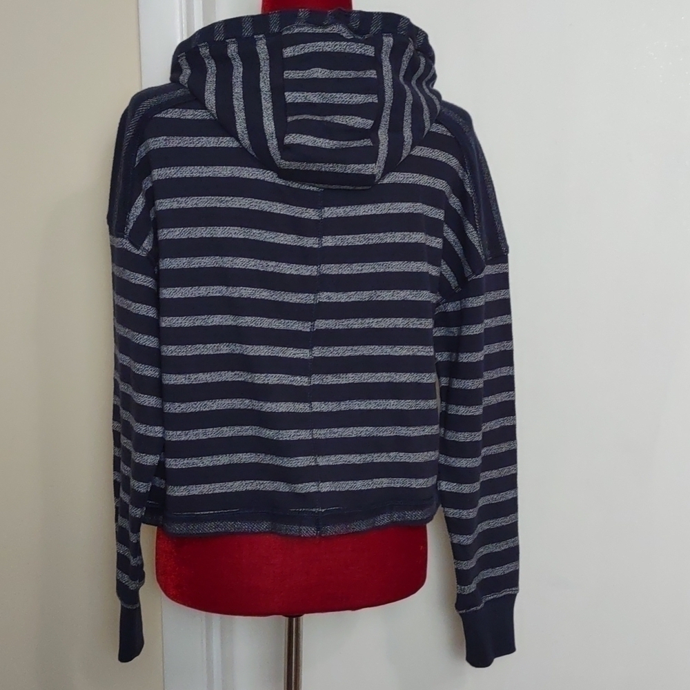 Nautica Navy Seas Summer Hooded Beach Jacket Size: Extra Small. NWT - Picture 6 of 9